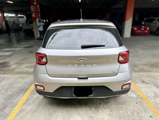 Hyundai Venue SE