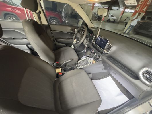 Hyundai Venue SE