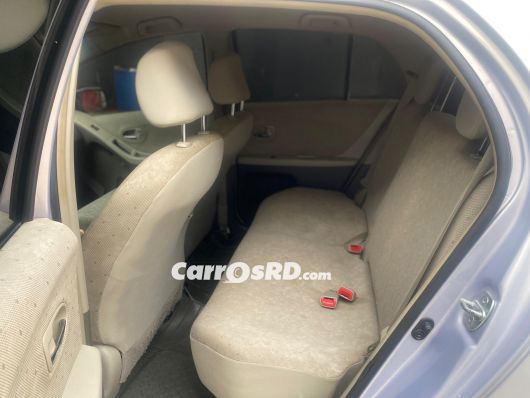 Toyota Vitz Carros en venta