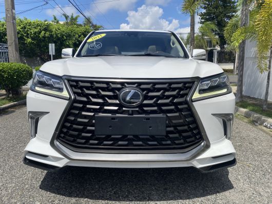 Lexus LX 570