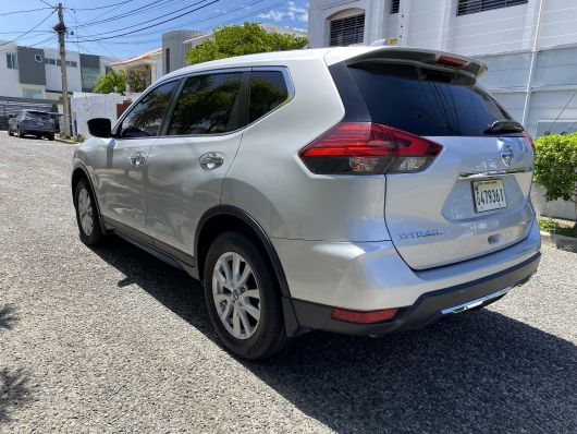Nissan X Trail Básico