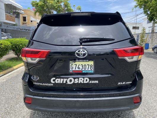 Toyota Highlander Jeepeta en venta