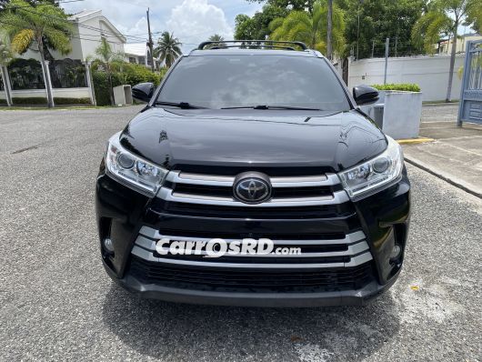 Toyota Highlander Jeepeta en venta