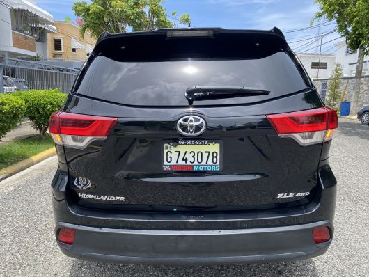 Toyota Highlander XLE