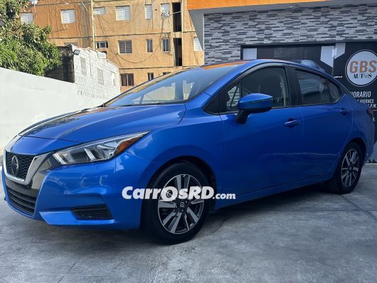 Nissan Versa Carros en venta