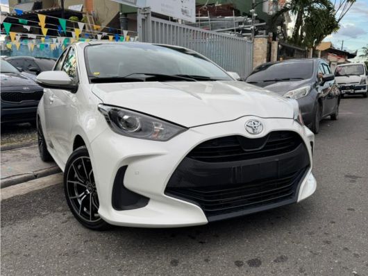 Toyota Yaris Básico en venta