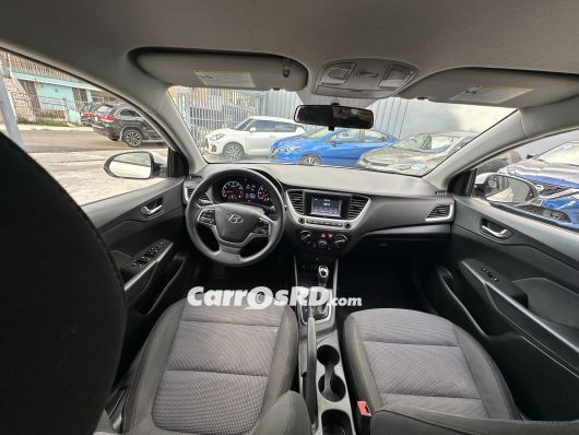 Hyundai Accent Carros en venta