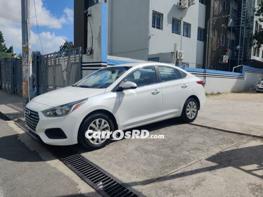 Hyundai Accent Carros en venta