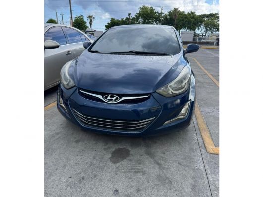 Hyundai Elantra SE en venta