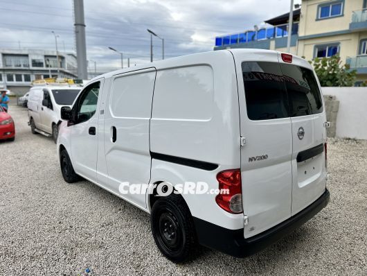 Nissan NV Furgoneta en venta