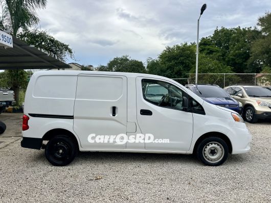 Nissan NV Furgoneta en venta