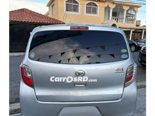 Daihatsu Mira Hatchback en venta