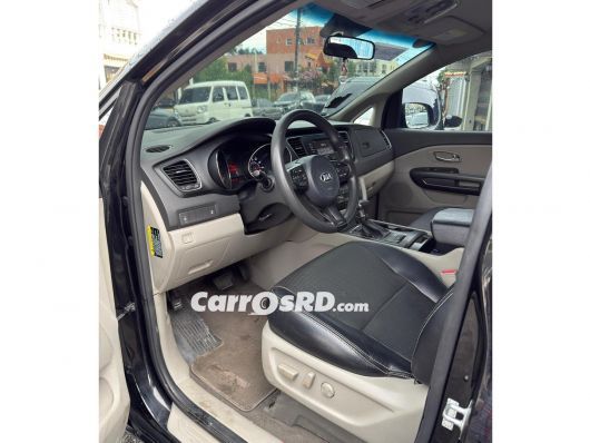 Kia Sedona Jeepeta en venta