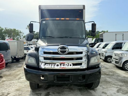 Hino 300 Camion en venta