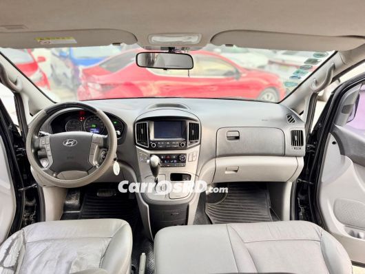 Hyundai Grand Starex Minivan en venta