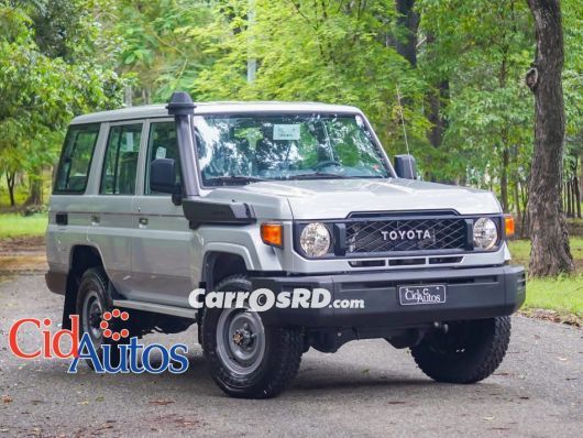 Toyota Land Cruiser Jeepeta en venta