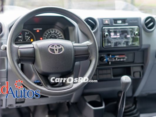 Toyota Land Cruiser Jeepeta en venta