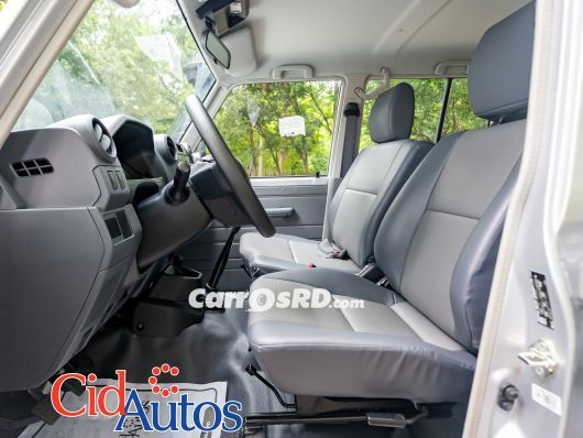 Toyota Land Cruiser Jeepeta en venta