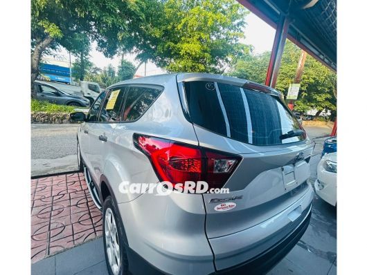 Ford Escape Jeepeta en venta
