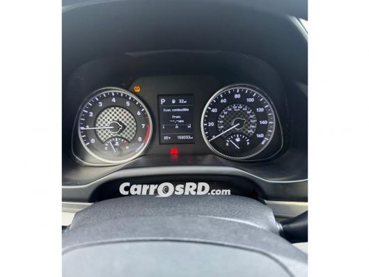 Hyundai Elantra Carros en venta