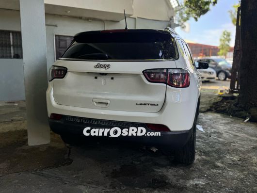 Jeep Compass Jeepeta en venta