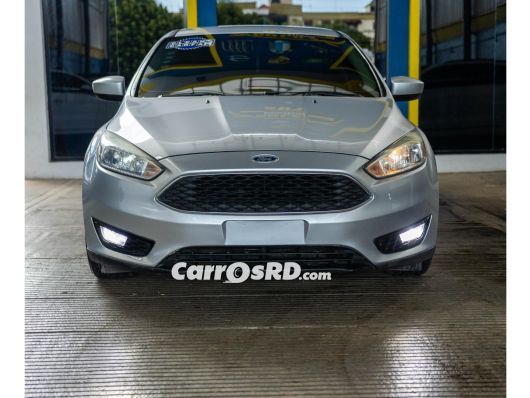 Ford Focus Carros en venta