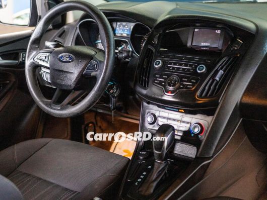 Ford Focus Carros en venta