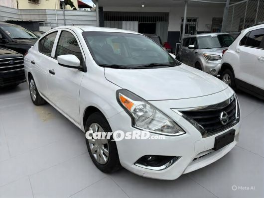 Nissan Versa Carros en venta