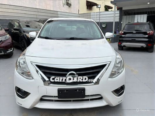 Nissan Versa Carros en venta