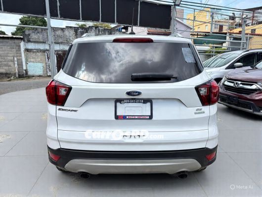 Ford Escape Jeepeta en venta