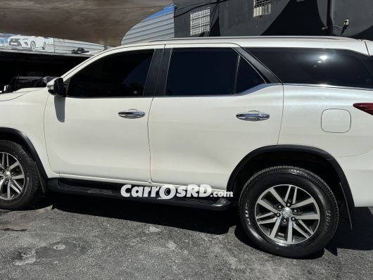 Toyota Fortuner Jeepeta en venta