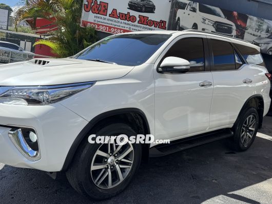Toyota Fortuner Jeepeta en venta