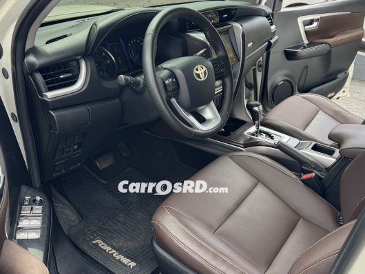 Toyota Fortuner Jeepeta en venta