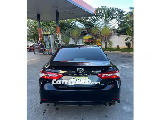 Toyota Camry Carros en venta