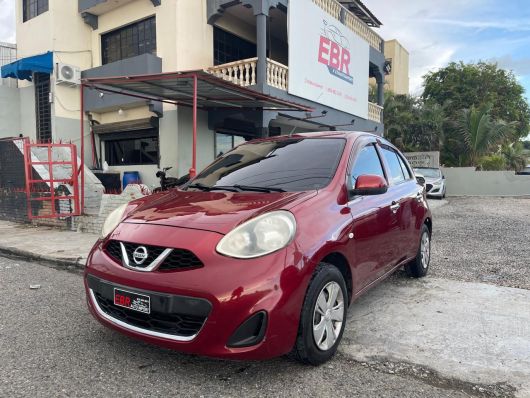 Nissan March Básico en venta