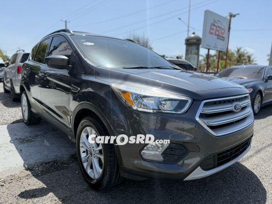 Ford Escape Jeepeta en venta