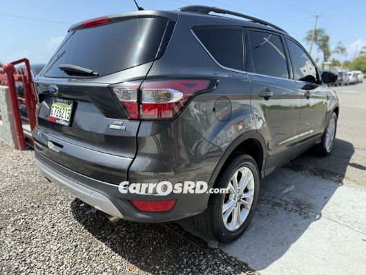Ford Escape Jeepeta en venta
