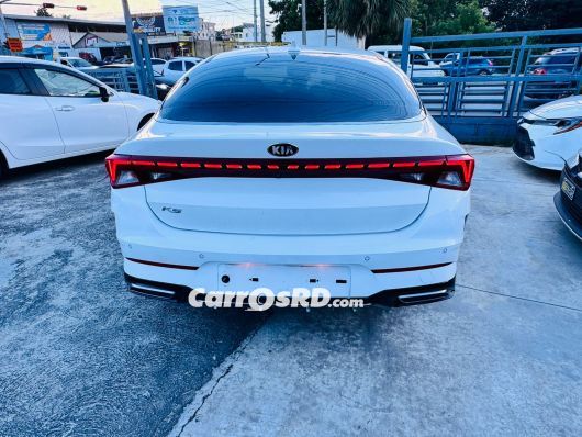 Kia K5 Carros en venta