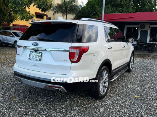 Ford Explorer Jeepeta en venta