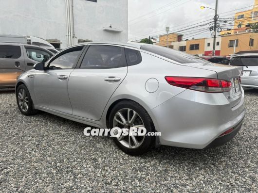 Kia K5 Carros en venta