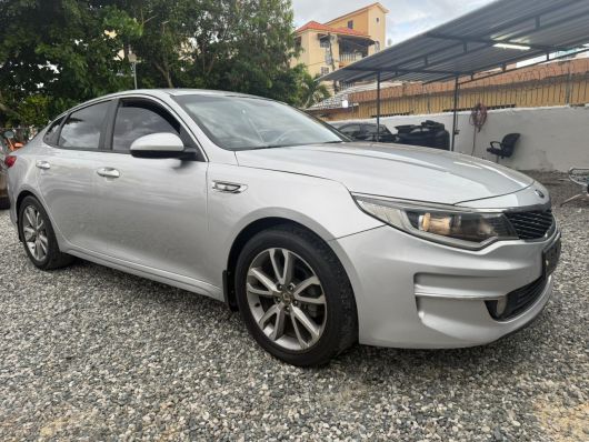 Kia K5 Básico en venta