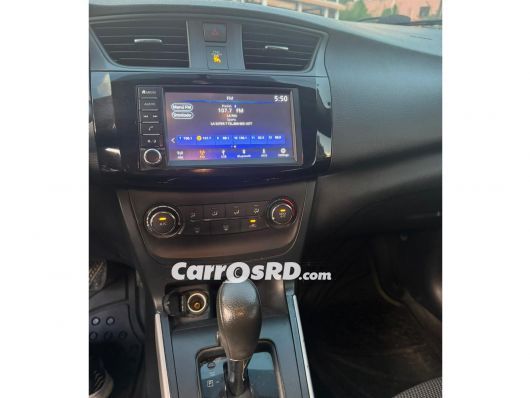 Nissan Sentra Carros en venta