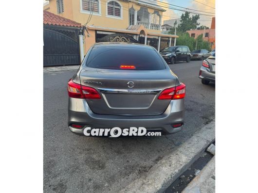 Nissan Sentra Carros en venta