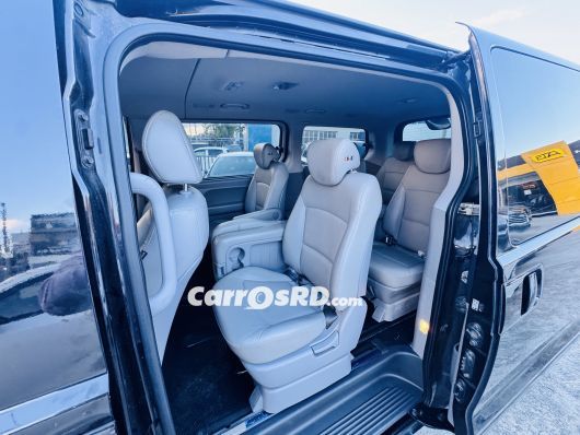 Hyundai Grand Starex Autobus en venta