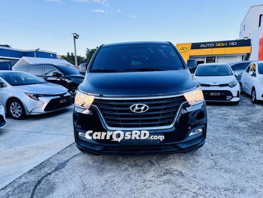 Hyundai Grand Starex Autobus en venta