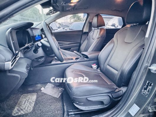 Hyundai Avante Carros en venta