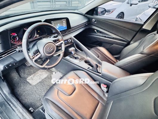 Hyundai Avante Carros en venta