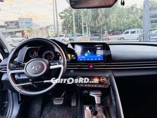 Hyundai Avante Carros en venta