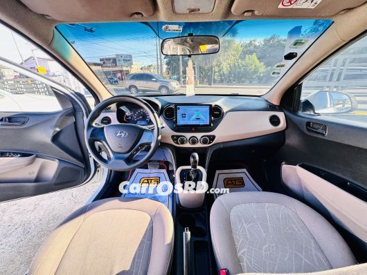 Hyundai Grand i10 Carros en venta