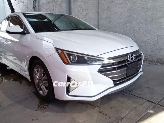 Hyundai Elantra Carros en venta